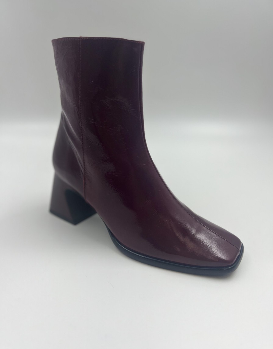 Boots Alexandria | 223532