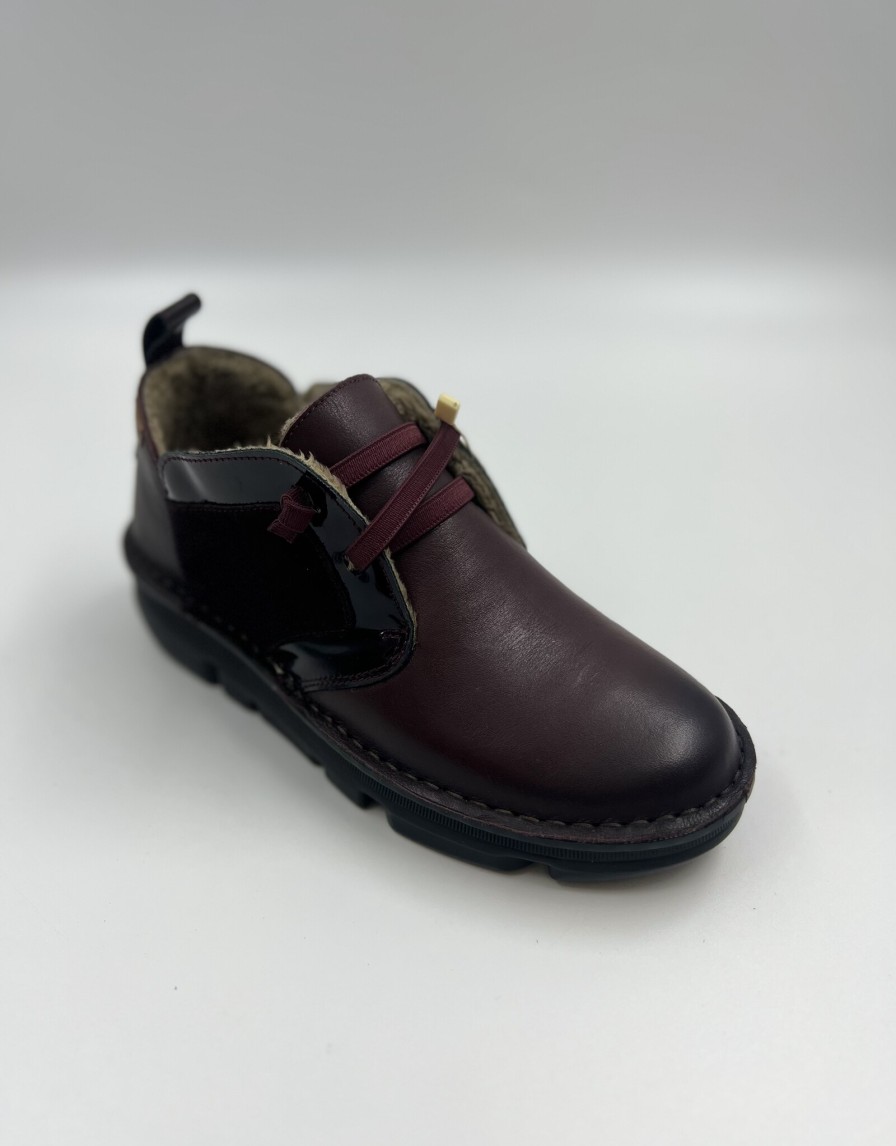 Boots Alexandria | On Foot Touch 29711